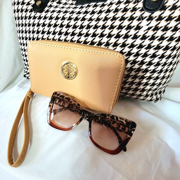 3fer ~ Cahres & Heka Tote Bag, Rebecca & Rifka Tan Wallet, Dark Brown Sunglasses - Picture 3 of 4
